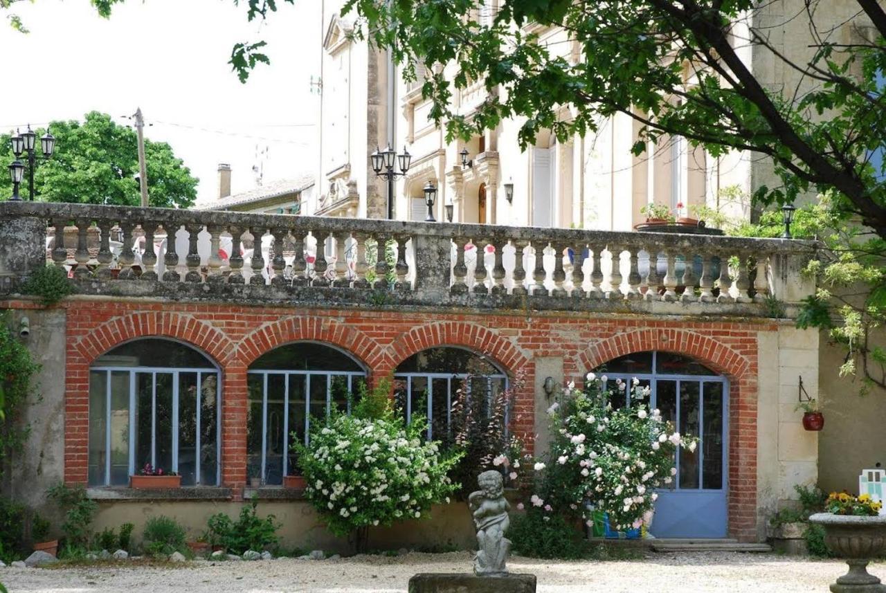 Château Le Martinet Violès Exterior foto